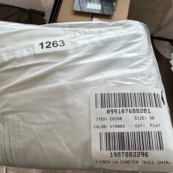 J.Crew 9" Portsider Stretch Chino Short Mens 36 White Zip Fly Lightweight Cotton - Picture 10 of 10